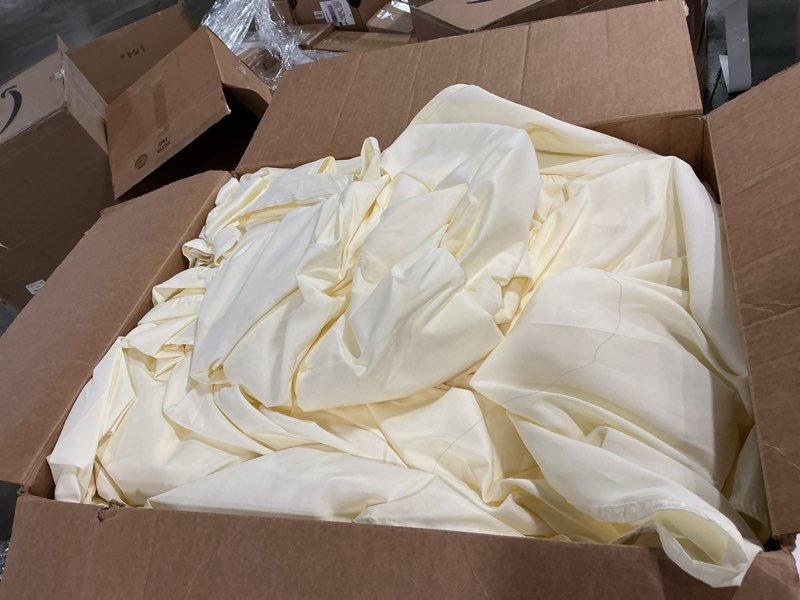 Condition photo showing As Is for Pesonlook 10 Pack Ivory Round Tablecloth 120 Inch, Polyester Tablecloth for Round Tables, Wrinkle & Stain Resistant, Perfect for Wedding, Party, Dining, Banquet Ivory 10 Pack-120 Inch Round