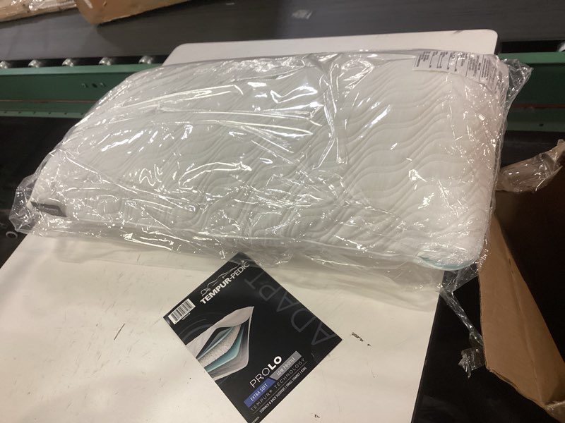 Condition photo showing New/Like New for Tempur-Pedic TEMPUR-Cloud ProLo Pillow, King (Pack of 1), White King Low
