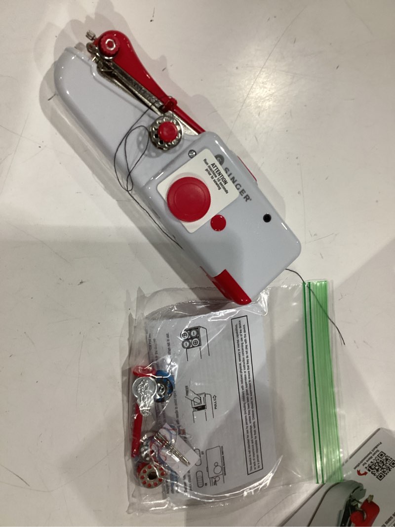 Condition photo showing Good Condition for singer stitch sew quick portable mending machine - single thread machine for quick repairs