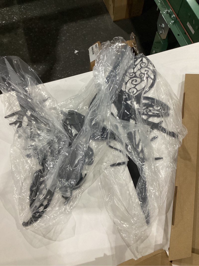 Now grave decurations