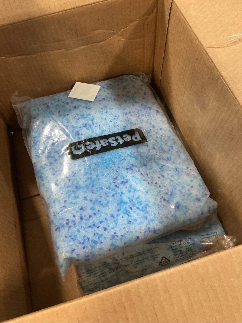 Condition photo showing New/Like New for petsafe scoopfree premium crystal cat litter - outperforms clay litter - refill packs - reusable tray compatible - fresh scent - 4.3 lb bags - 2 pack