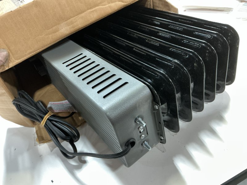 Condition photo showing Good Condition for Pelonis Oil Filled Radiator Heater for Large Space, 2025 Upgraded, Space Heaters with 1500W Quiet Warmth Radiant Heater, 3 Heating Modes, Overheat & Tip-Over Protection, Adjustable Thermostat, Black Upgraded Black