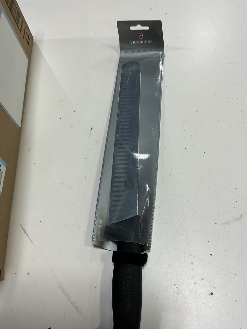 Condition photo showing Good Condition for victorinox fibrox pro 12-inch slicing knife with granton edge and black handle