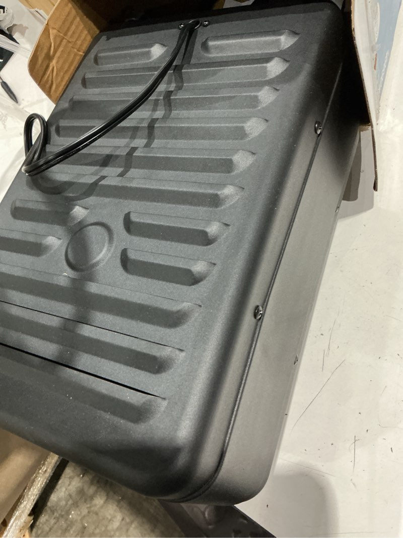 Condition photo showing Good Condition for utilitech ceramic space heater up to 1500w, 200 sq. ft