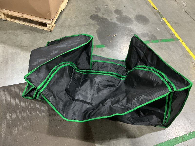 Condition photo showing Good Condition for 3x3 grow tent, 36"x36"x72" growing tent with observation window and floor tray for hydroponics indoor plant growing 3x3 grow room