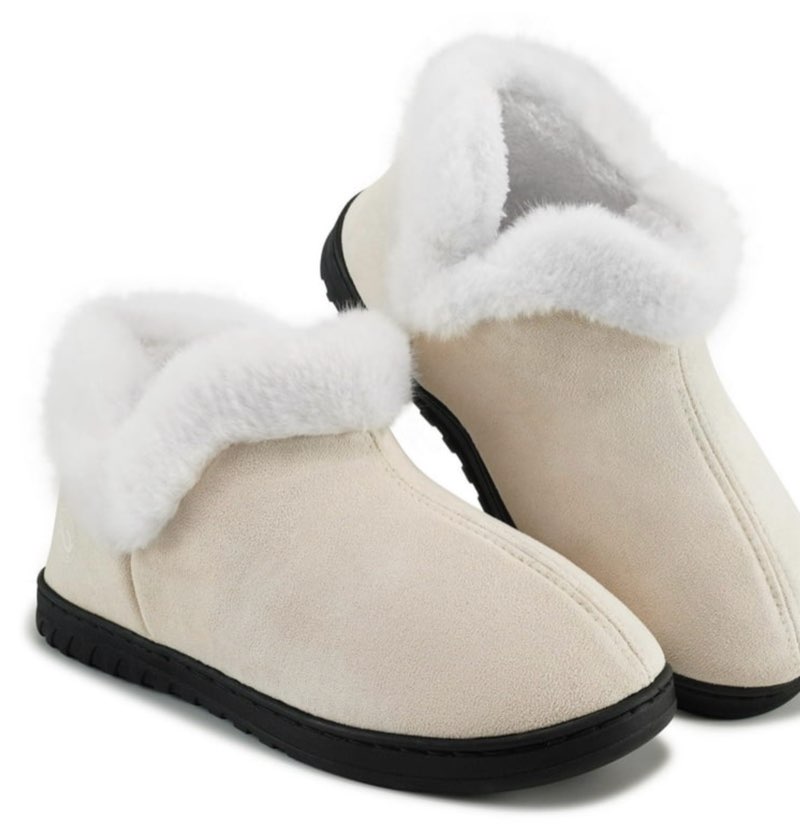 Ecetana Womens Slippers Faux Fur Warm House Shoes Fuzzy Memory Foam Closed Back Slippers Size 40