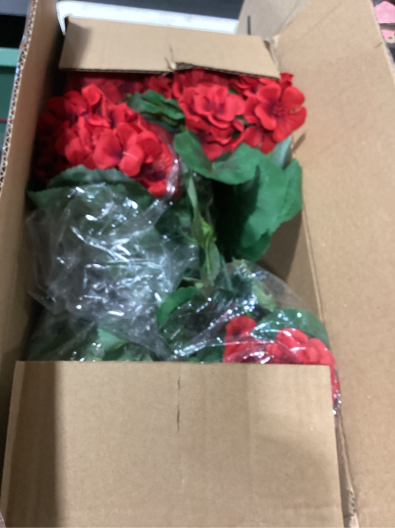 Condition photo showing Good Condition for similiar product not like stock photoroberly 6 bundles artificial flowers for outdoors, faux silk catharanthus roseus flowers bouquet fake greenery plant for spring summer garden patio porch window box table home decor, red