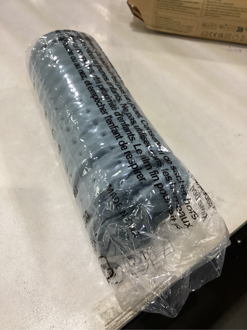 Condition photo showing Good Condition for Deepsoon Heating Pad,Electric Heating Pads for Back,Neck,Abdomen,Moist Heating Pad for Shoulder,Knee,Arms,Legs,Dry/Moist Heat & Auto Shut Off,Christmas Gifts for Men and Women,Dark Gray,24x12 Inch Dark Gray 24x12 Inch