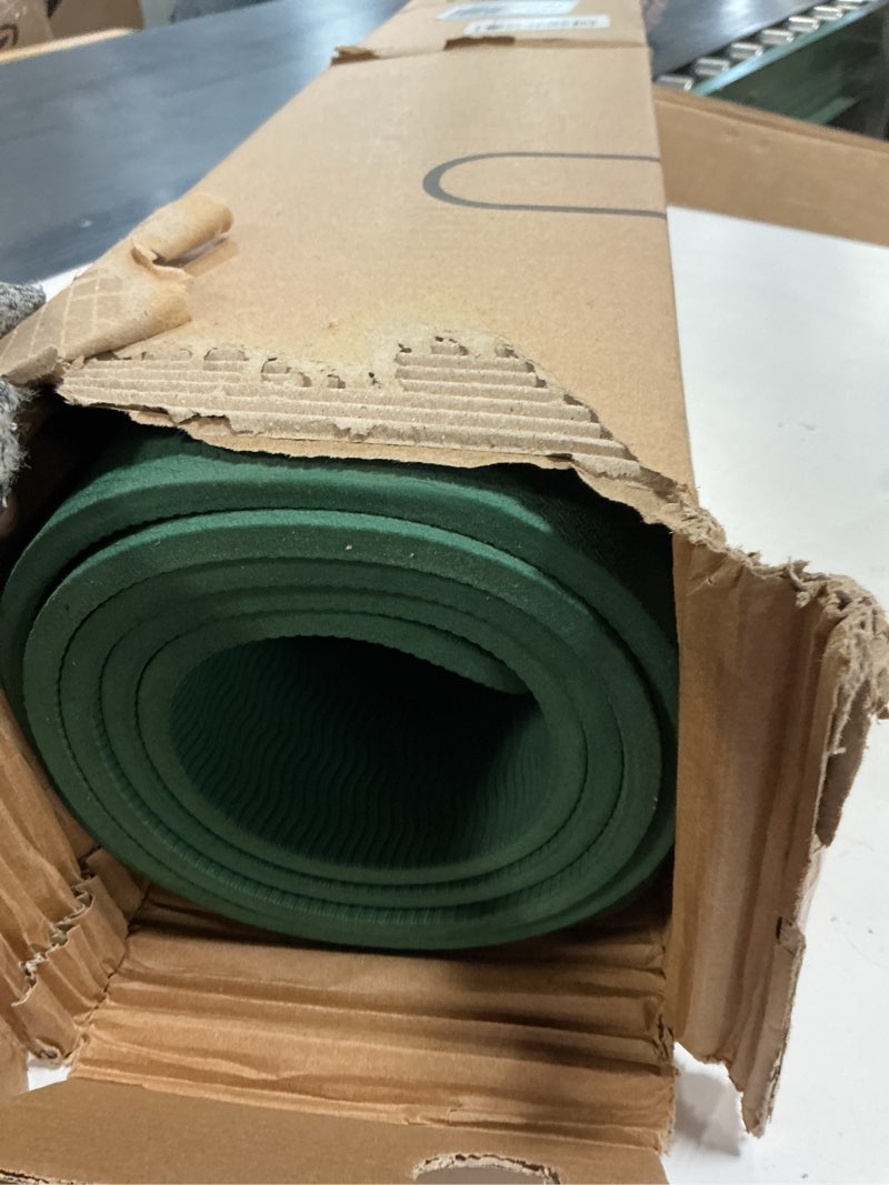 Condition photo showing Good Condition for yottoy yoga mat?extra thick yoga mat (1/2inch),professional tpe exercise mat,non-slip workout mat for yoga, pilates, fitness, barefoot workouts, home gym studio with strap green 72*24*1/2inch