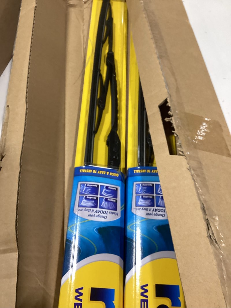 Condition photo showing New/Like New for rain-x 820247 weatherbeater wiper blades, 24" and 21" windshield wipers (pack of 2), automotive replacement windshield wiper blades that meet or exceed oem quality and durability standards 24" and 21" pack of 2