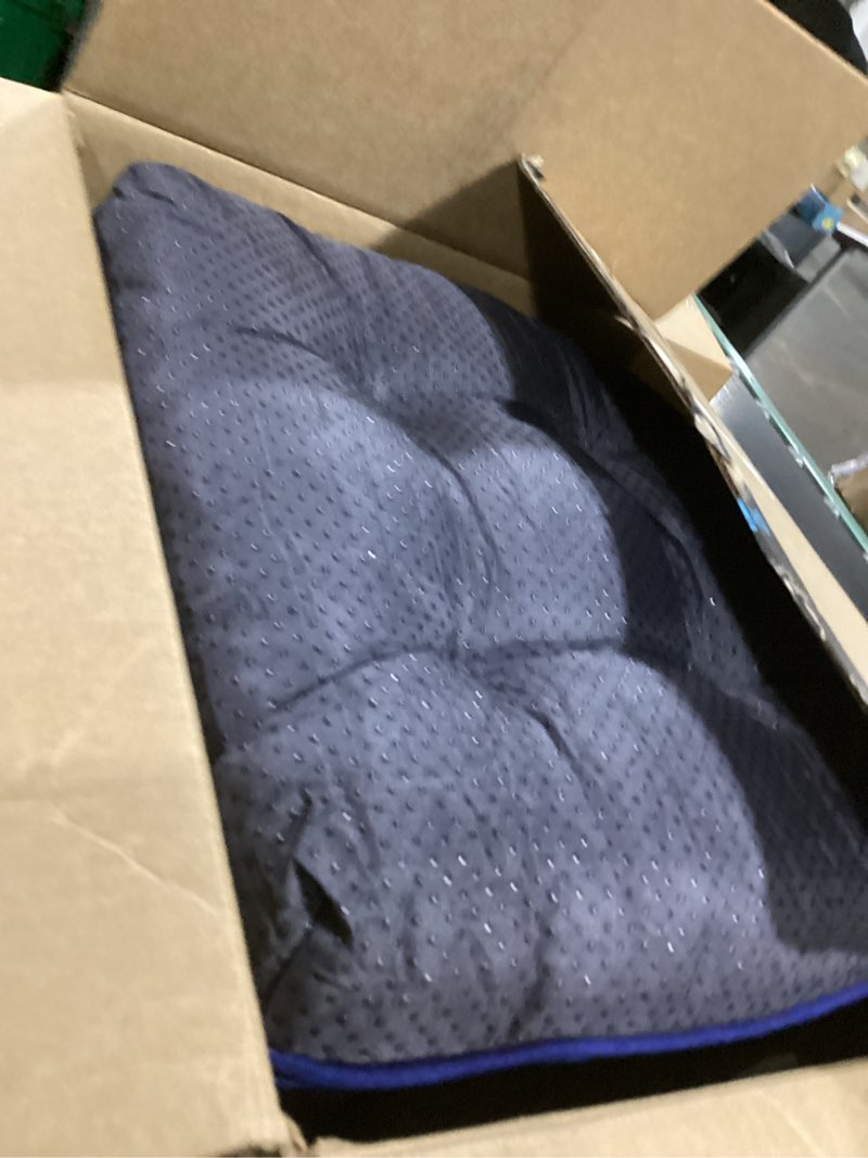 Condition photo showing Good Condition for chair cushions for dining chairs, seat cushions for kitchen chairs, indoor seat cushions with ties, tufted foam chair pads, non slip chair cushions set of 4, 15.5" x 15.5" x 4", navy blue navy blue pack of 4