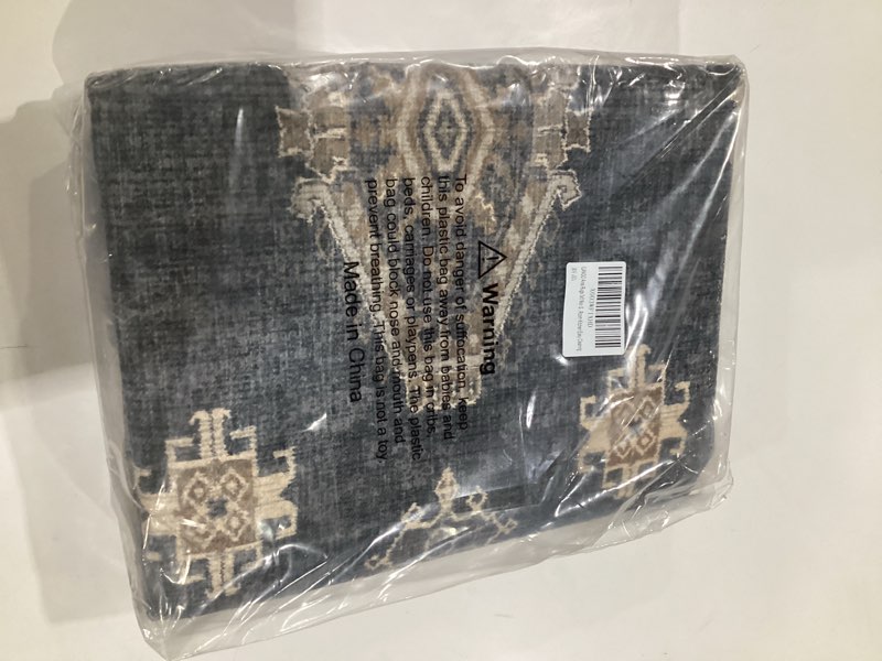 Condition photo showing New/Like New for ILANGO Area Rugs 3'x5' Non Slip for Entry Indoor Vintage Washable Rugs for Laundry Entryway Hallway Ultra-Thin Low-plie Floor Carpet for Bedroom Living Room Kitchen Totem | Bluish Grey 3' x 5' (3'×5')