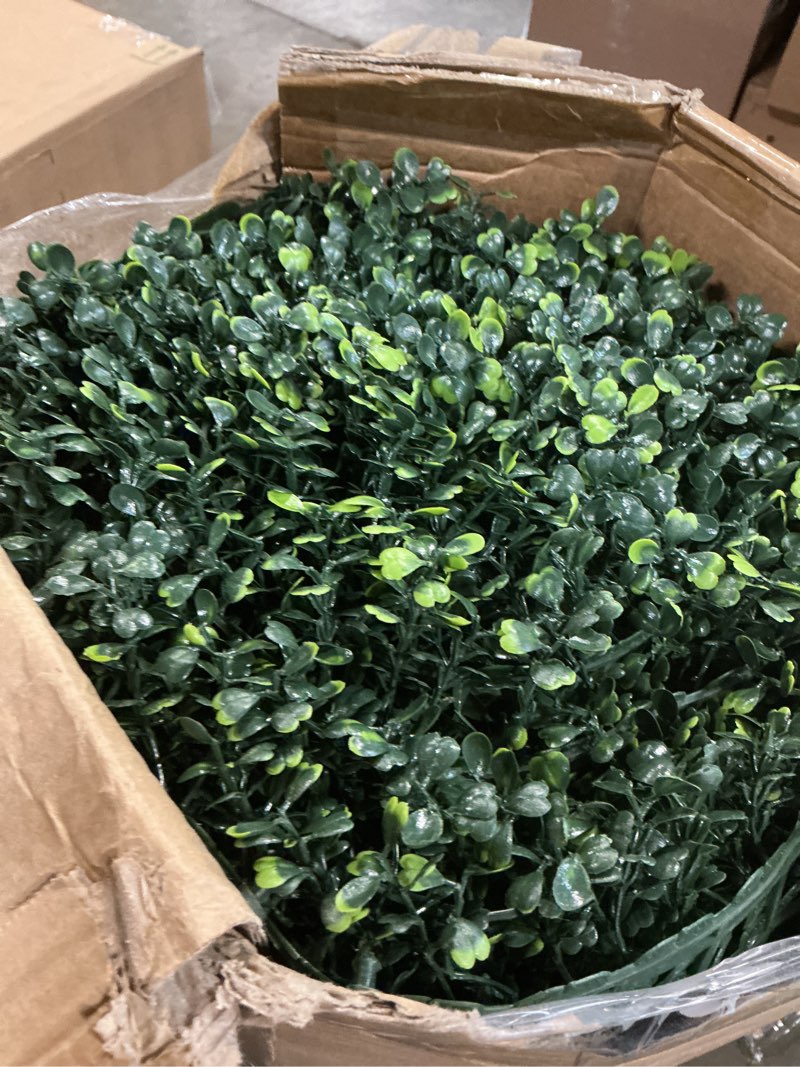 Condition photo showing New/Like New for artificial ivy privacy fence wall screen,40x120 in(33.5 sqft) uv-anti faux boxwood roll panels greenery backdrop ivy vine leaf hedges fence panels for indoor outdoor green wall decor 40 x 120 in