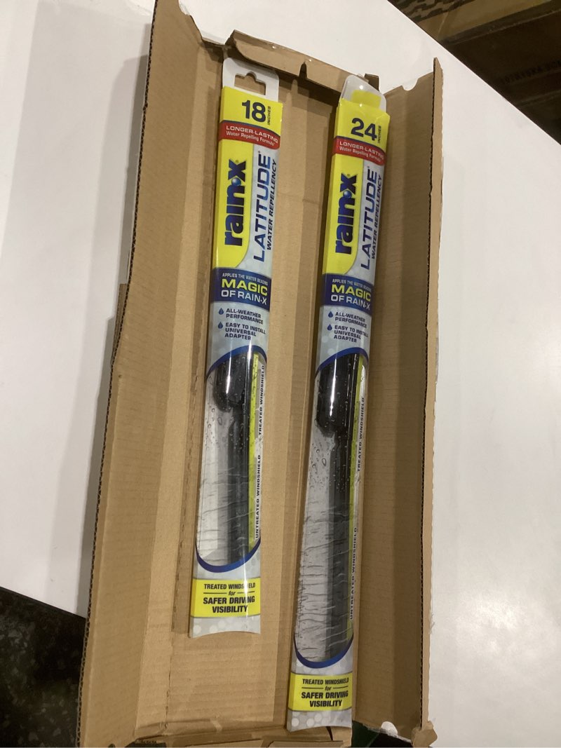 Condition photo showing New/Like New for Rain-X 810164 Latitude 2-In-1 Water Repellent Wiper Blades, 24" and 18" Windshield Wipers (Pack Of 2), Automotive Replacement Windshield Wiper Blades With Patented Rain-X Water Repellency Formula 24" and 18" Latitude
