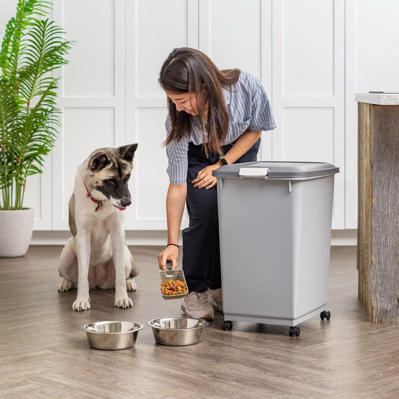 dog food storage container with wheels, airtight lid, 2-cup scoop, up to 54 pounds