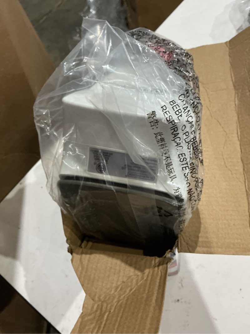 Condition photo showing Good Condition for black+decker easy steam compact iron for clothes, automatic shutoff, nonstick plate, light weight, 1200 watts standard compact iron