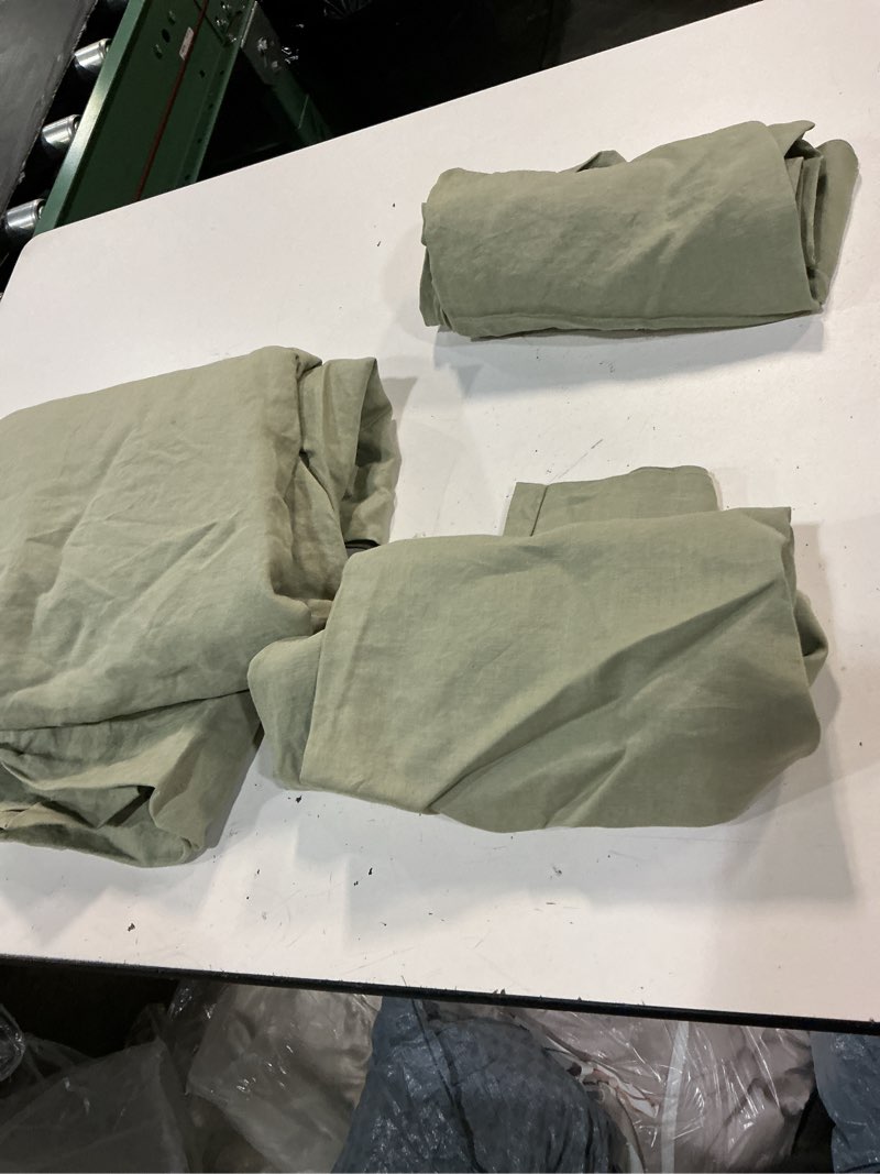 Condition photo showing Good Condition for european linen fitted sheet set, king, willowleaf