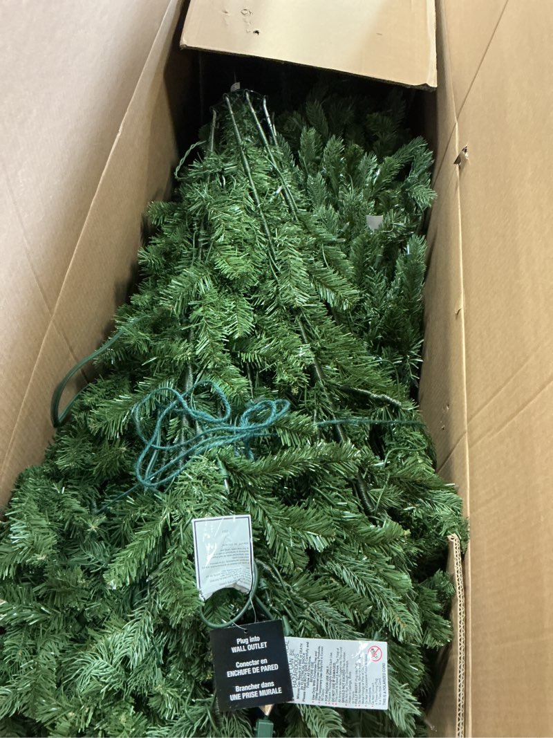 Condition photo showing Good Condition for National Tree Company 7.5 ft Pre-Lit Jersey Fraser Fir Artificial Christmas Tree, 1,250 Clear Lights, 3,144 Tips, Includes Stand, Green