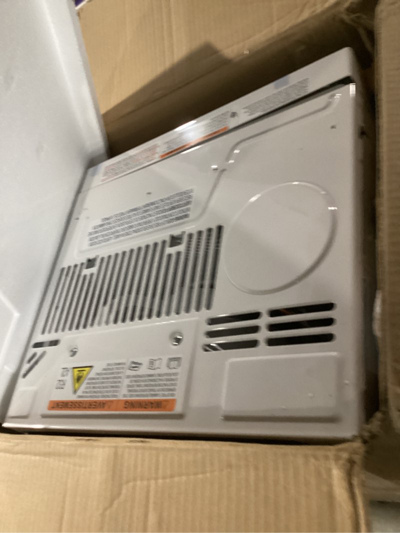Condition photo showing Good Condition for smart window air conditioner, 6000 btu air conditioner window unit remote/app control and dehumidify function, quiet operation, energy savings, cools 250 sq.ft, 110-115v 6000 btu with wifi