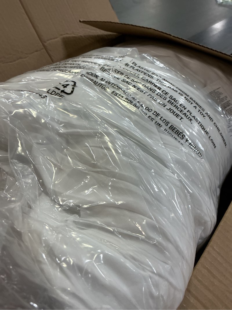 Condition photo showing Good Condition for Amazon Basics Square Hypoallergenic Pillow Insert, Sofa Bed Couch Decorative Stuffer, 18", 4 Pack 18 x 18 inches 4 Pack