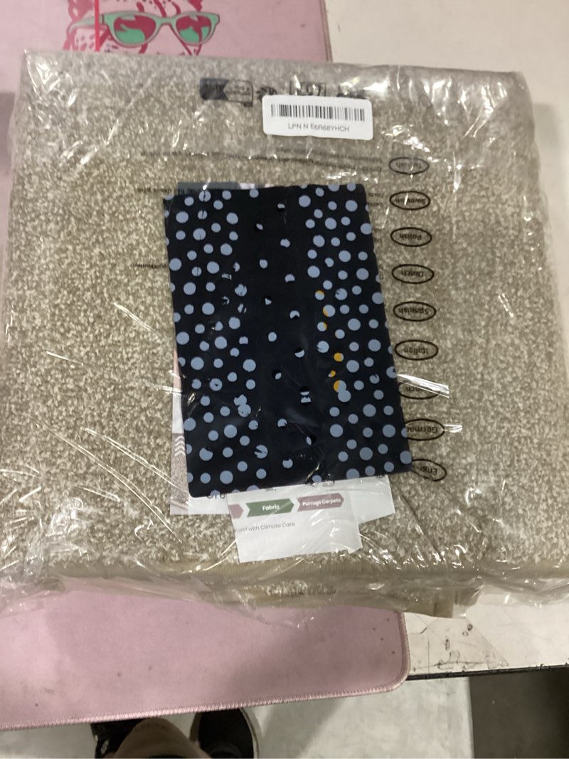 Condition photo showing New/Like New for purrugs dirt trapping door mat 24" x 59", non-slip machine washable entryway rug, dog doormat, indoor front door mat, super absorbent entry rug for muddy shoes & paws, taupe taupe 24" x 59"