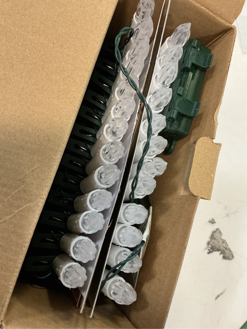 Condition photo showing New/Like New for Minetom 50LED Battery Operated Christmas Tree Candles, Flameless 48FT Clip On Lights with 8 Modes, Waterproof Warm White String for Xmas Holiday Wedding Party Home Garden Decor 8 Mode Lighting