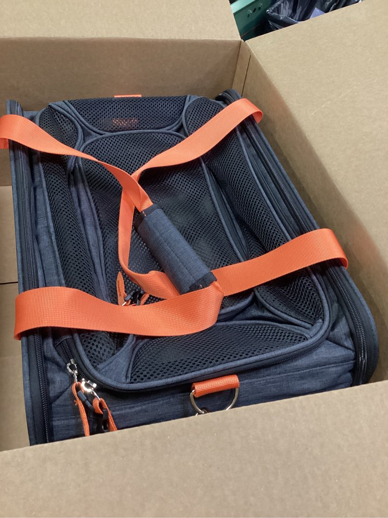 Condition photo showing Good Condition for 17x12x8.3 TSA Approved Expandable pet Carrier for Extra-Small Dog Under 6-8 lbs,Small-Medium cat Under 10 lbs,for jetblue and Other Airlines only Have 8.5'' Height Space underseat 17''L x12''W x8.3''H black