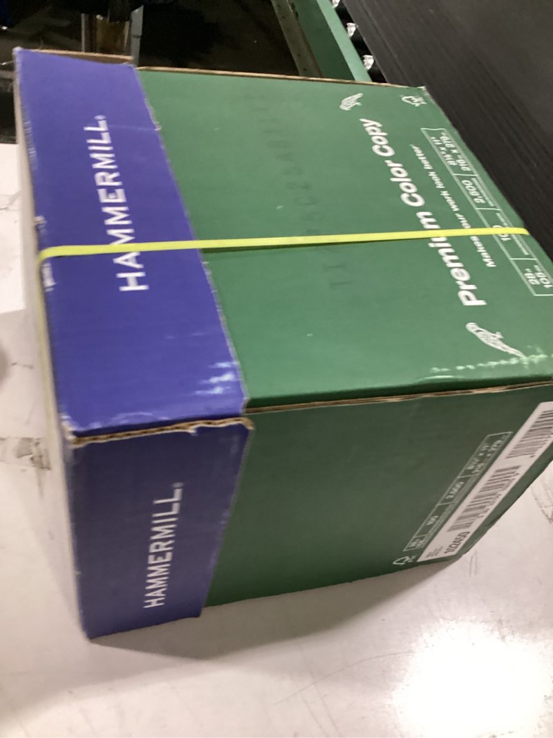 Condition photo showing New/Like New for hammermill printer paper, premium color 28 lb copy paper, 8.5 x 11 - 5 ream (2,500 sheets) - 100 bright, made in the usa, 102450c, white