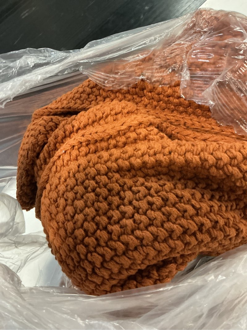 Condition photo showing Good Condition for cotton fisherman throw, 50x60, terracotta