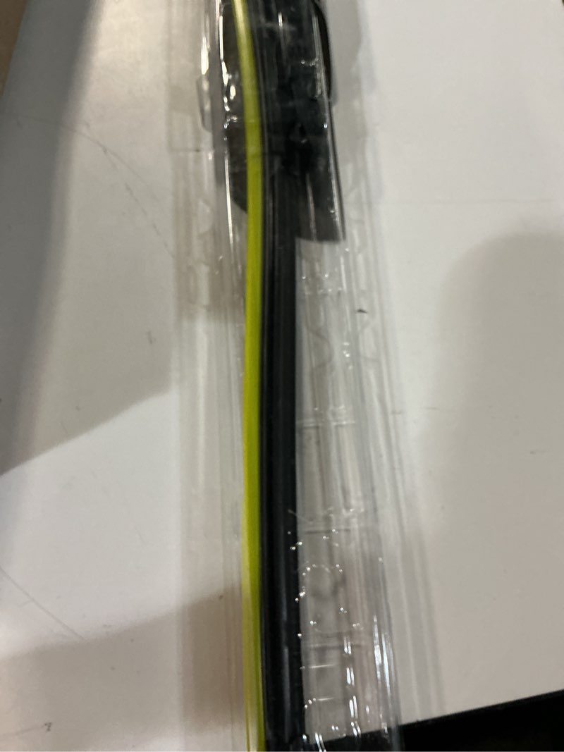 Condition photo showing Good Condition for Rain-X Silicone AdvantEdge Wiper Blade 26" Windshield Wiper Blades Replacement, All-Weather Performance Lasts 2X Longer, Premium Beam, Installock Adapter for Easy Fit (Pack of 1) 26" Silicone AdvantEdge