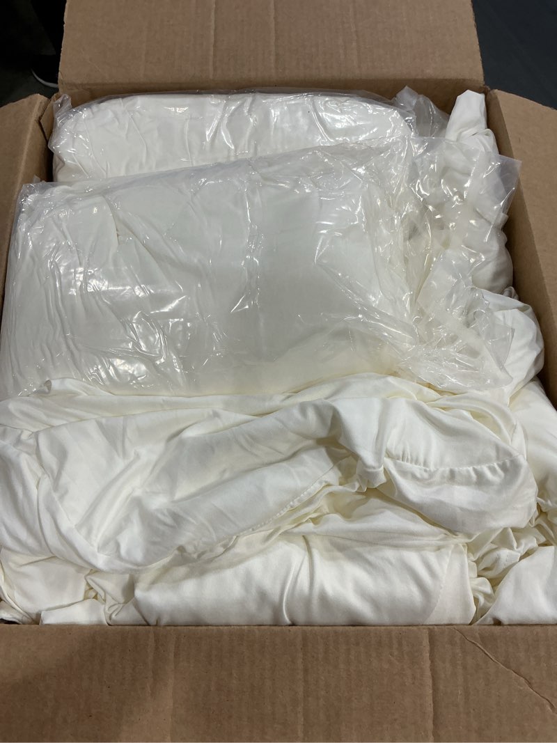 Condition photo showing Good Condition for trlyc spandex folding chair covers 100 pcs universal fitted stretchy dining chair slipcovers for wedding party banquet flat-front chairs cover (ivory) 100 pcs ivory-for folding chair