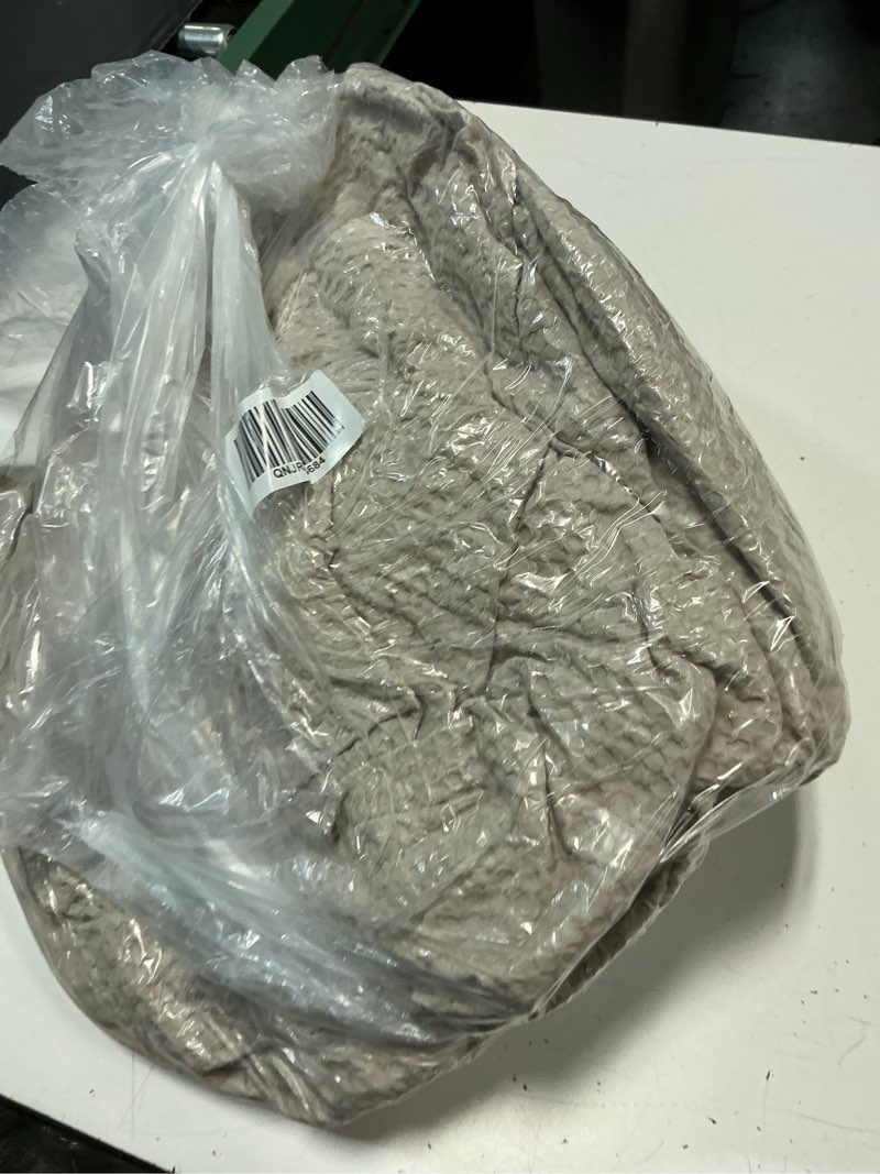Condition photo showing As Is for quince organic luxe honeycomb duvet cover, king/cal king, sand