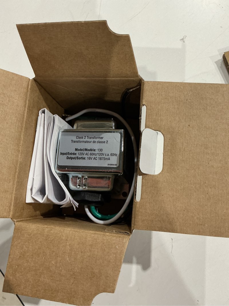 Condition photo showing Good Condition for utilitech silver doorbell transformer