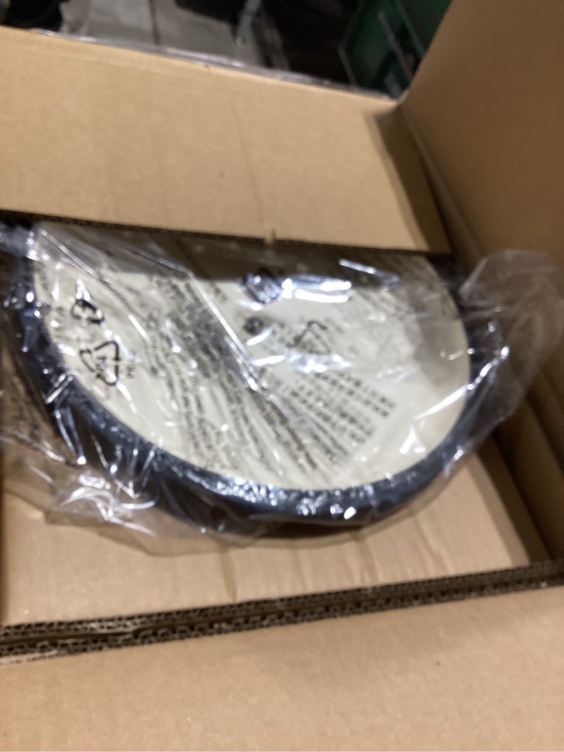 Condition photo showing Good Condition for amazon basics enameled cast iron dutch oven pot with lid, round, dual handles, heavy-duty, oven safe for stews, roasting, baking, 6-quart, navy navy 6-quart