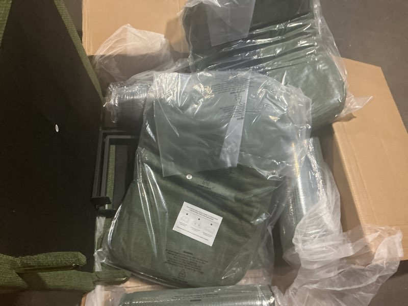 Condition photo showing Good Condition for modern loveseat sofa, green 2-seat upholstered love seat couch, comfy small couch with wooden legs and tufted back for living room bedroom office apartment (green)incomplete