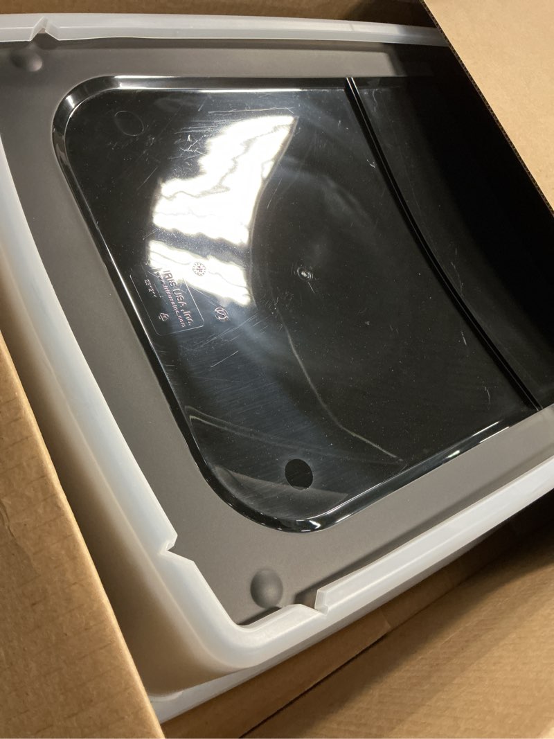 Condition photo showing Good Condition for iris usa cat litter box xx-large open top with high sided walls tall scatter shield scoop included easy clean plastic pan for big cats kittens multi-cat households 30"l x 20"w x 14"h black xxl black