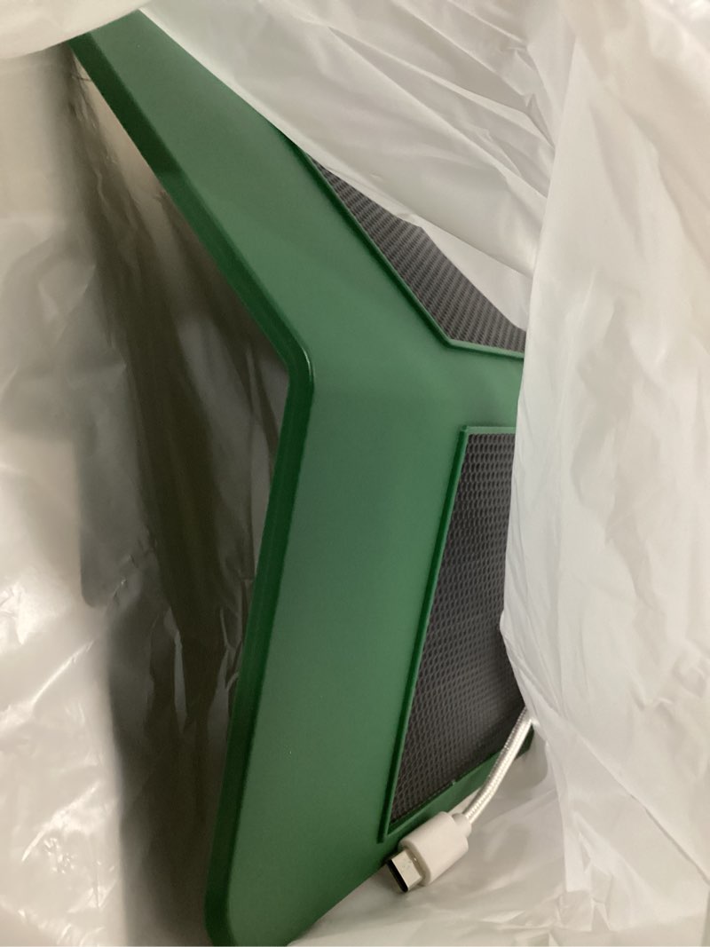 Condition photo showing New/Like New for bird feeder with camera solar powered, ai identify & auto capture with 32gb card, 2k hd live video smart bird feeder camera instant notifications in backyard, gift for bird lovers green