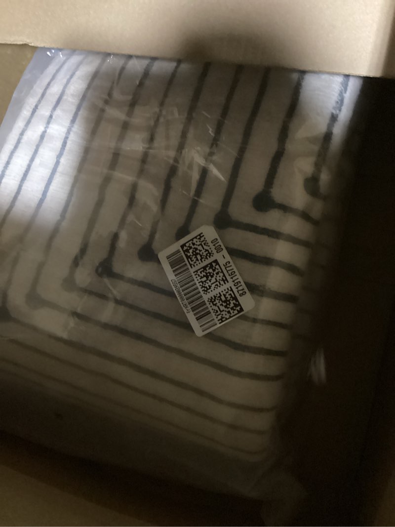 Condition photo showing New/Like New for rugshop marbella bohemian stripes washable non slip area rug 3' x 5' beige beige 3'3" x 5' (rectangular)