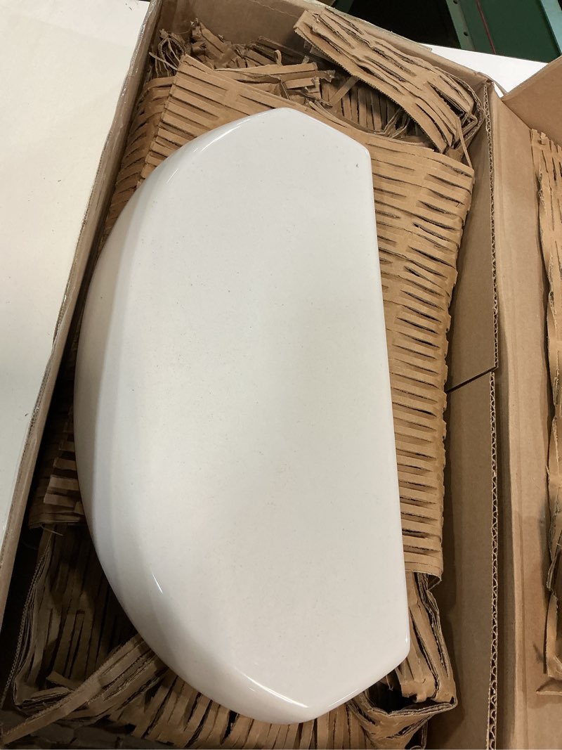 Condition photo showing Good Condition for American Standard 735158-400.020 Studio Replacement Toilet Tank Lid, White