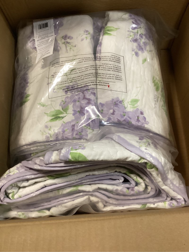 Condition photo showing Good Condition for laura ashley - queen quilt set, reversible cotton bedding with matching shams, lightweight decor for all seasons (keighley lilac, queen) queen keighley lilac