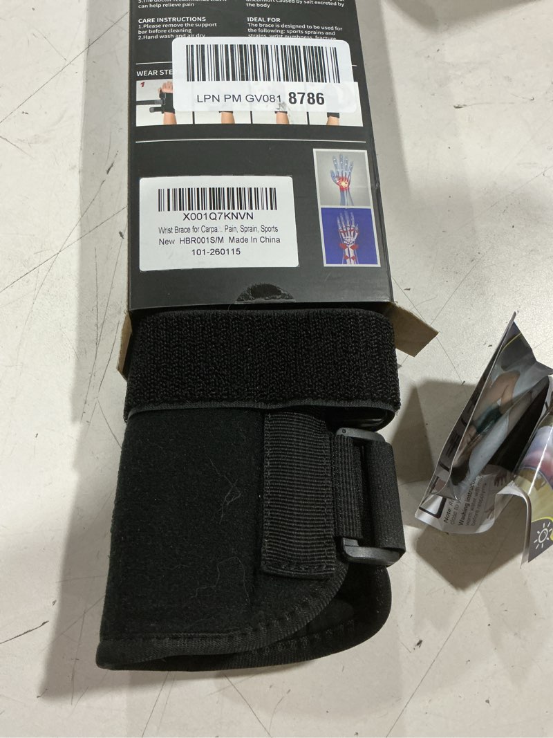 Condition photo showing As Is for featol wrist brace hand brace, carpal tunnel wrist splint night support for women men, pain relief support -tendonitis, arthritis, sprain, right hand, small/medium small/medium (pack of 1) right hand -black