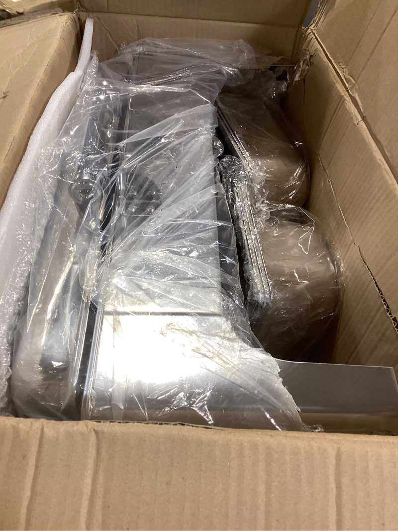 Condition photo showing Good Condition for electric chafing dishes for buffet, electric buffet food warmer with adjustable temperature control and versatile food pan options for catering buffet applications.