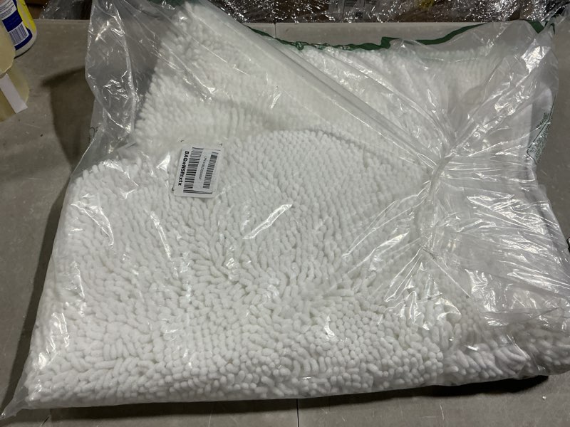 Condition photo showing Good Condition for h.veronnex luxury chenille white bathroom rugs sets 2 piece, thickened hot melt rubber bottom bath mats for bathroom non slip,bath rugs quick dry machine washable for shower mat,puppy-loved mat