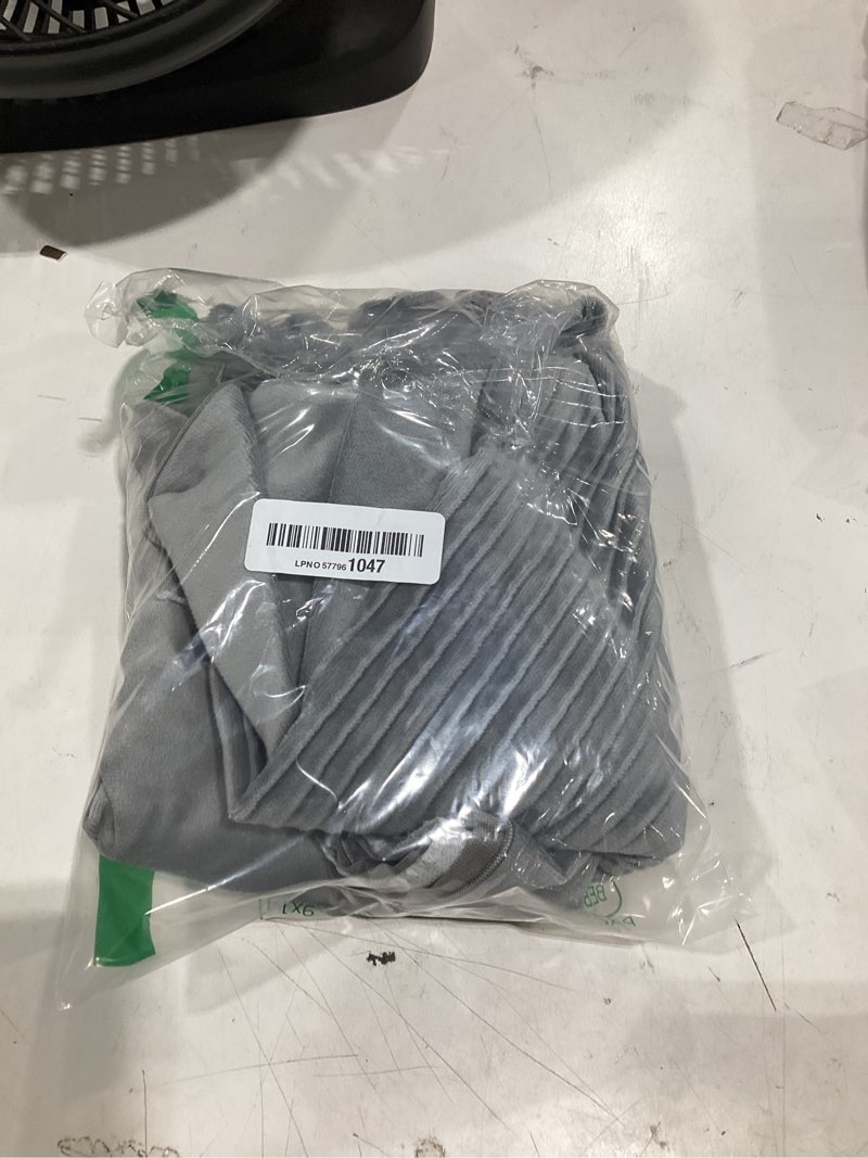 https://lotting-media.assets.bidfta.com/lotting_545726a8-a69d-4cc4-a8c7-daeae2e857c9