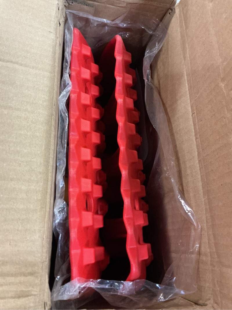 Condition photo showing Good Condition for Off-Road Traction Boards with Jack Base,Pair Recovery Tracks Tire Traction Mats for 4WD Mud,Sand,Snow,Rock Tracks. 4X4 Recovery Boards with 2 Straps&Storage Bag for RV Truck Jeep SUV,Red Traction Boards (with Jack Lift Base) Red