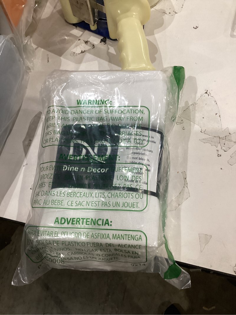 Condition photo showing New/Like New for Set of 12 Cloth Dinner Napkins 100% Cotton - Soft Durable Washable - Ideal for Farmhouse Party Weddings Christmas Easter - Perfect Everyday Use Table Linen Cloth Napkins White 17x17 White 17" x 17" (Set of 12)