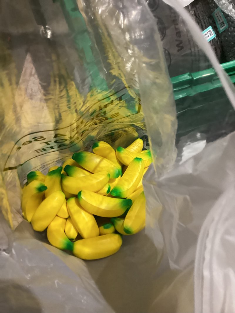Condition photo showing Good Condition for HyDren 50 Pcs Mini Banana Stress Toys Foam Bananas Party Favor Stress Relief Fidget Toy Ball with Storage Bag for Adults Anxiety Relief School Carnival Reward Party Supplies