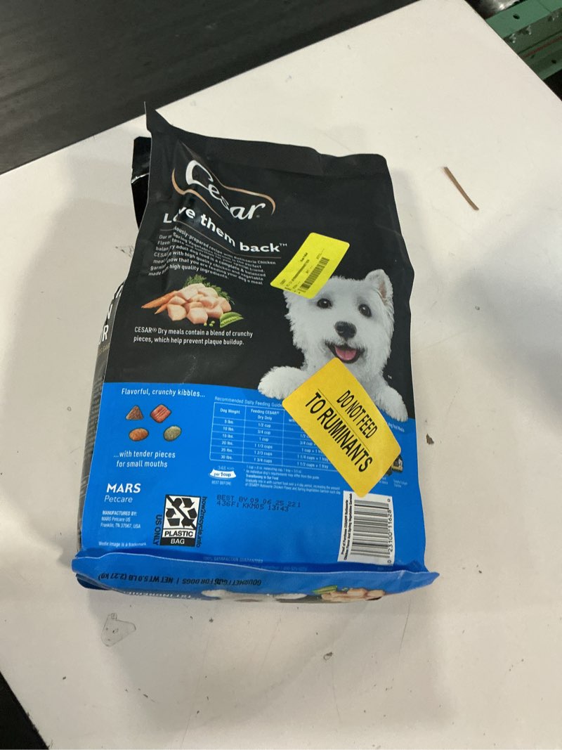 Condition photo showing Good Condition for ( best by 09/06/25)cesar rotisserie chicken, carrot, pea and vegetable flavor small breed dry dog food - 5lbs