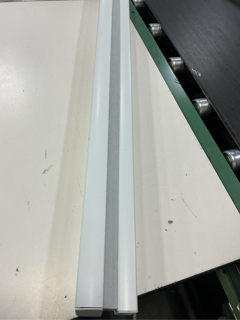 Condition photo showing As Is for levolor  trim+go 36-in x 72-in