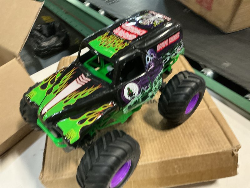Condition photo showing Good Condition for Monster Jam, Official Smash & Bash Grave Digger Remote Control Indoor & Outdoor Vehicle, 1:15 Scale Repairable Monster Truck, Kids Toys for Boy and Girls Ages 4 and up